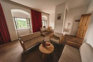 jabolko_KOZJE_splet-30